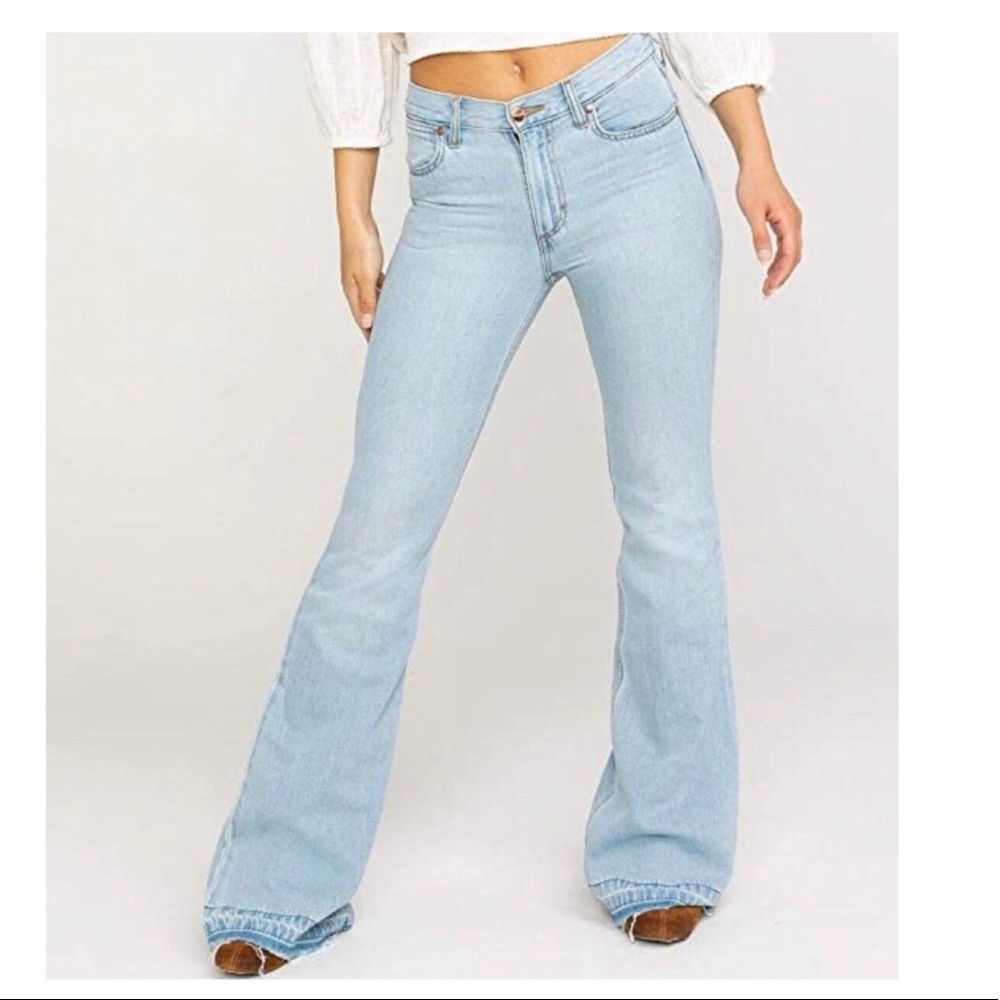 Wrangler Women's Heritage Tencel Flare Jeans